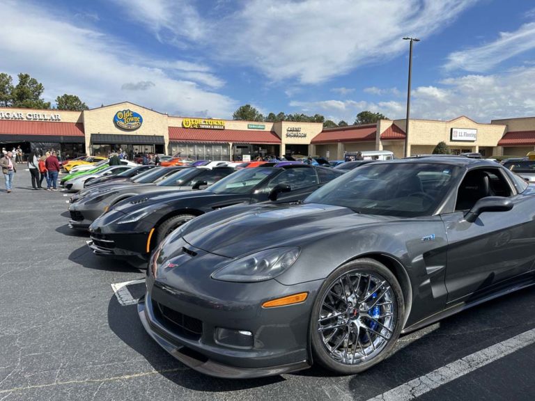 Metro Motorcar Club Showing Cars in the Community